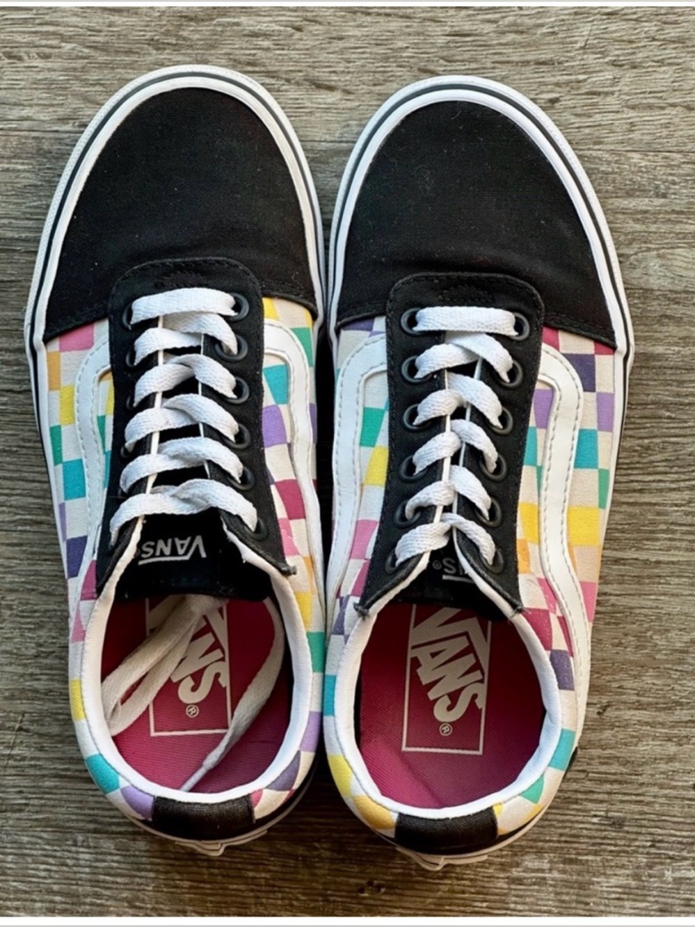 Vans Rainbow Checkboard Old Skool Sneakers Women’s Size 6
